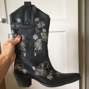 Roper cowboy boots